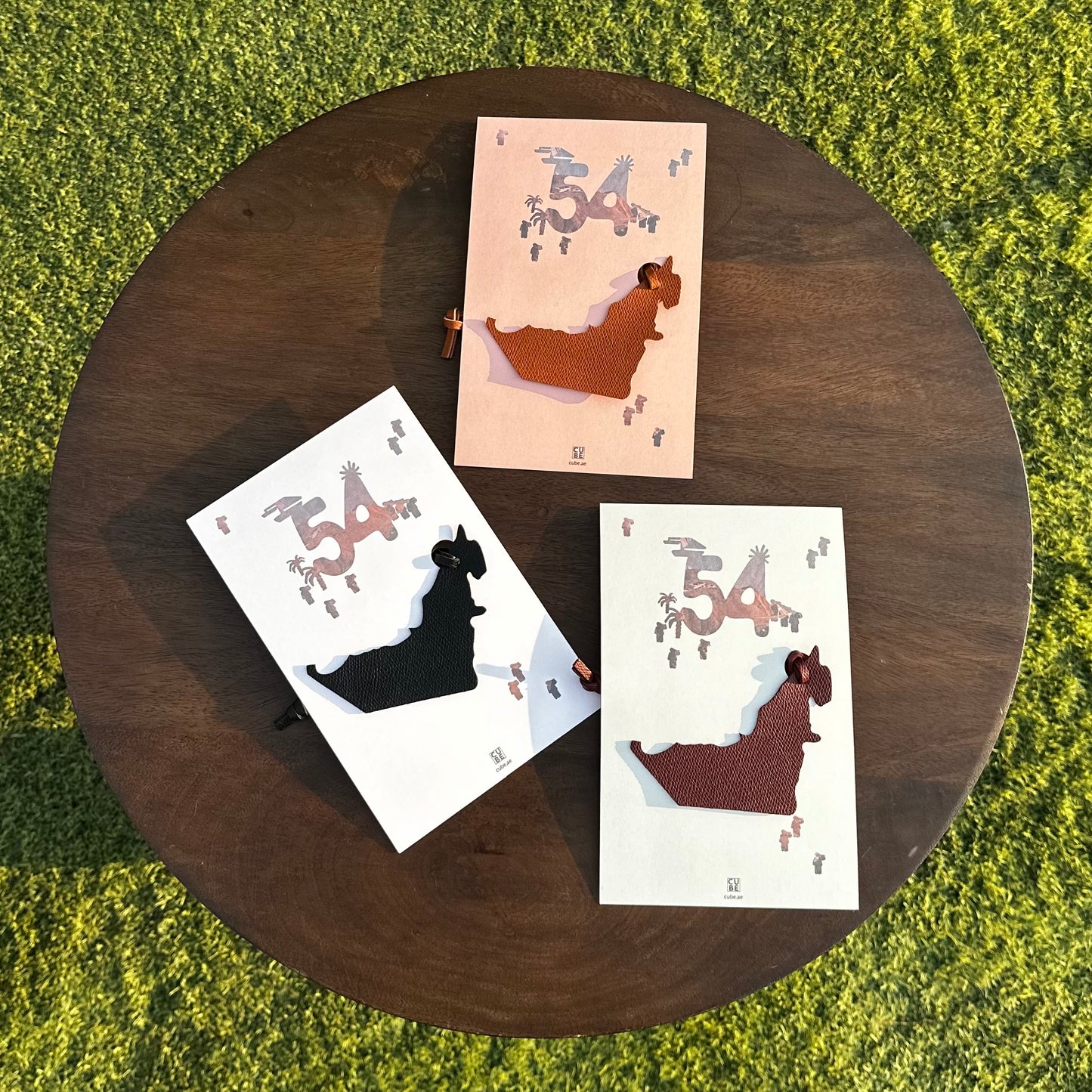 عيد الاتحاد - توزيعات ميدالية جلد