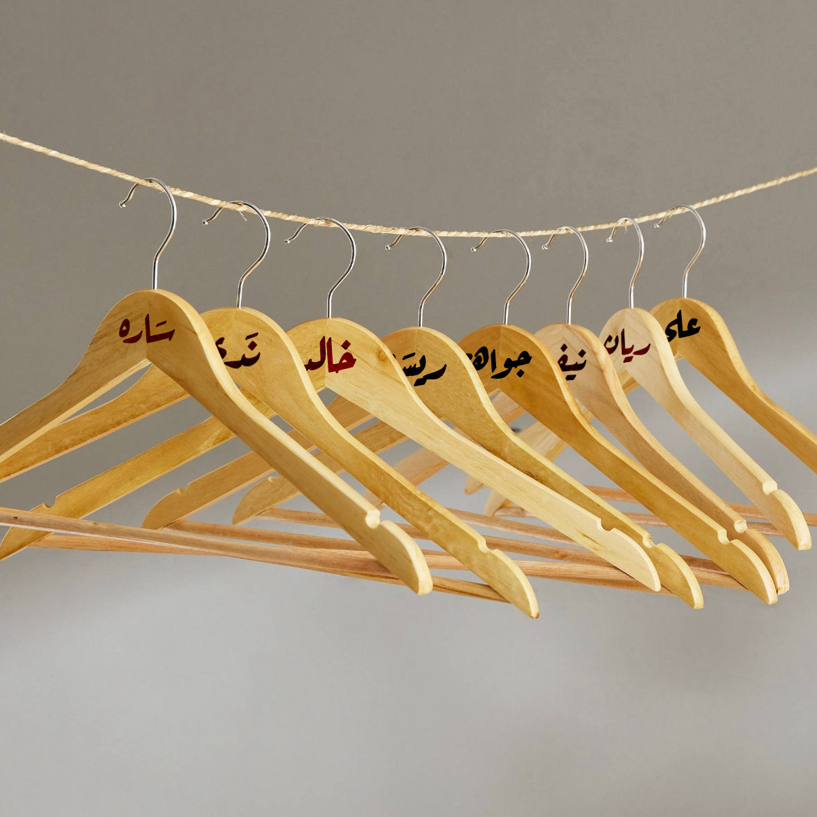 علاقة ملابس - بتصميمك